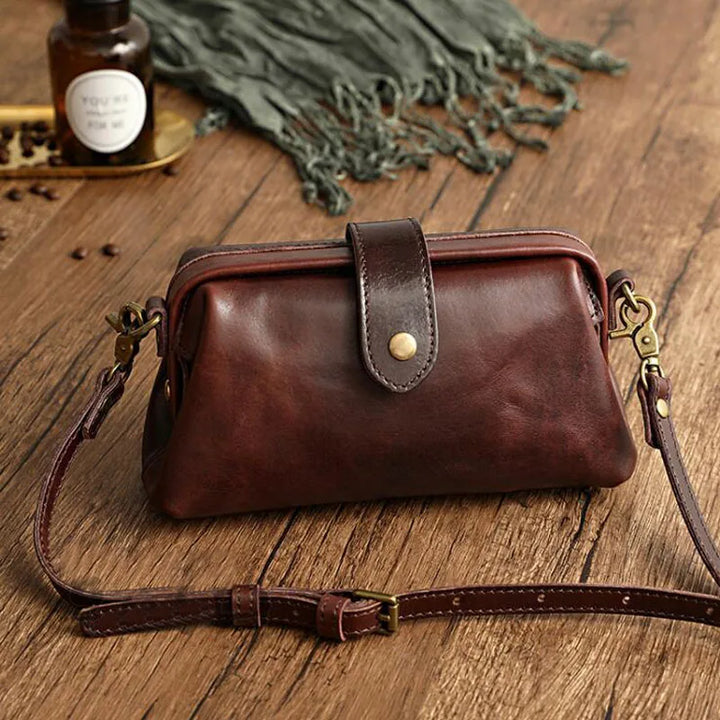 Maret | Crossbody Tasche Leder Klappe Magnetverschluss