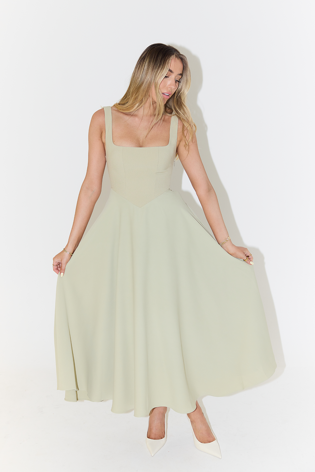 Aveline | Midikleid Plissee Quadratischer Ausschnitt