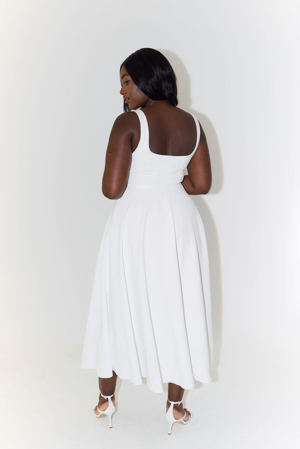 Aveline | Midikleid Plissee Quadratischer Ausschnitt