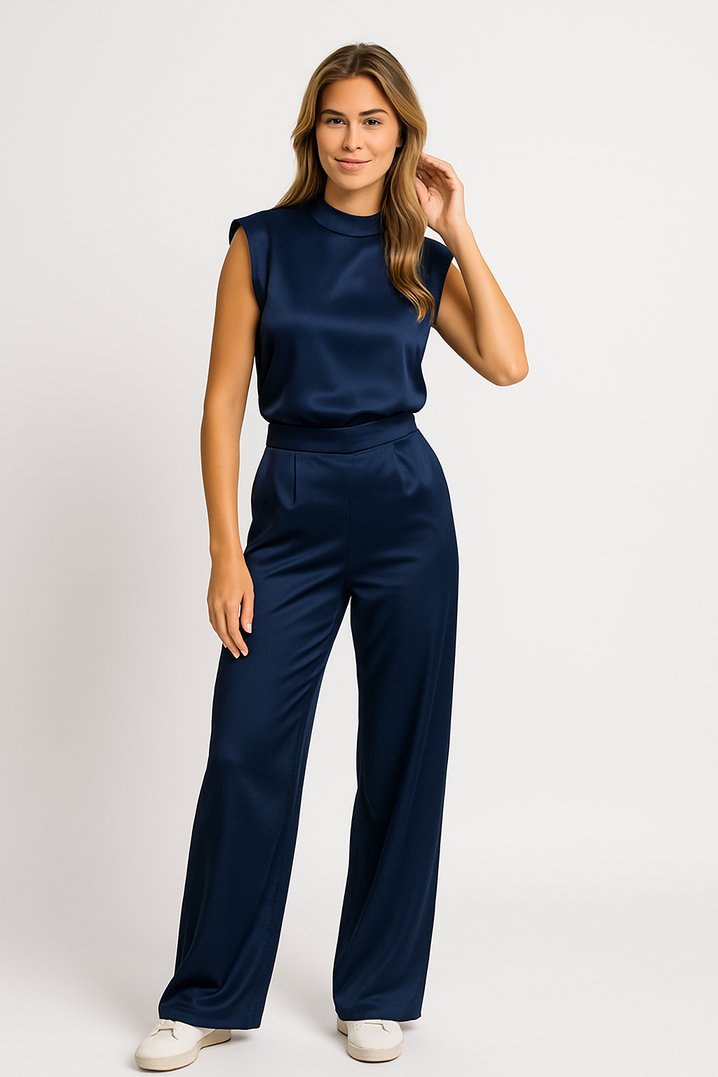 Vera | Jumpsuit Satin Ärmellos Weite Beine Rückenausschnitt