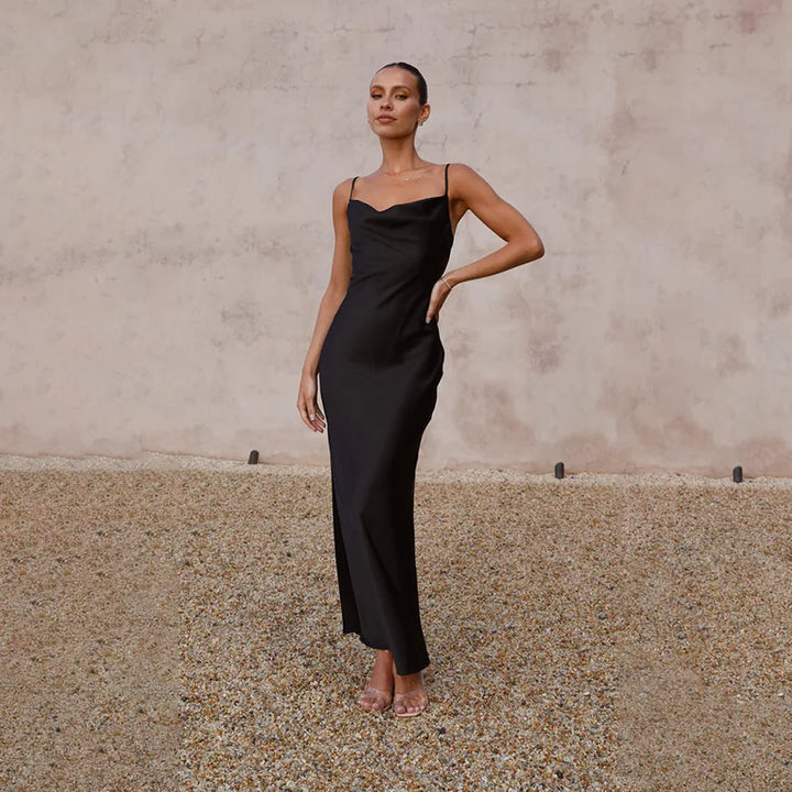Elvira | Maxikleid Satin rückenfrei Schlitz figurbetont
