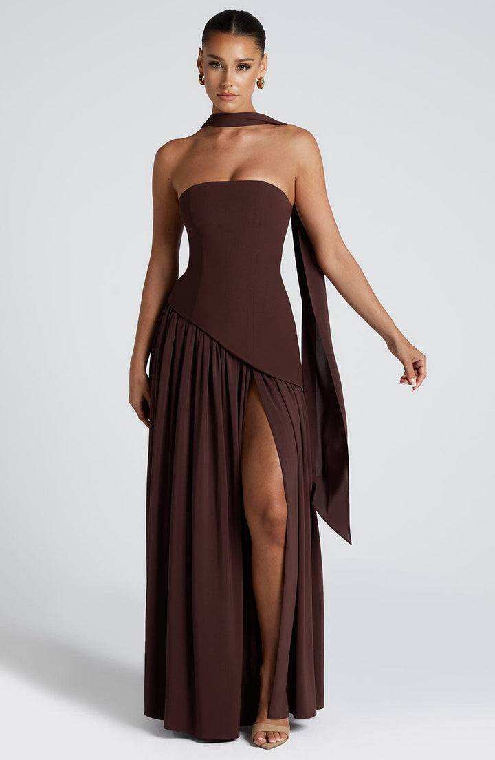 Avelira | Maxikleid Bandeau Schlitz Asymmetrisch