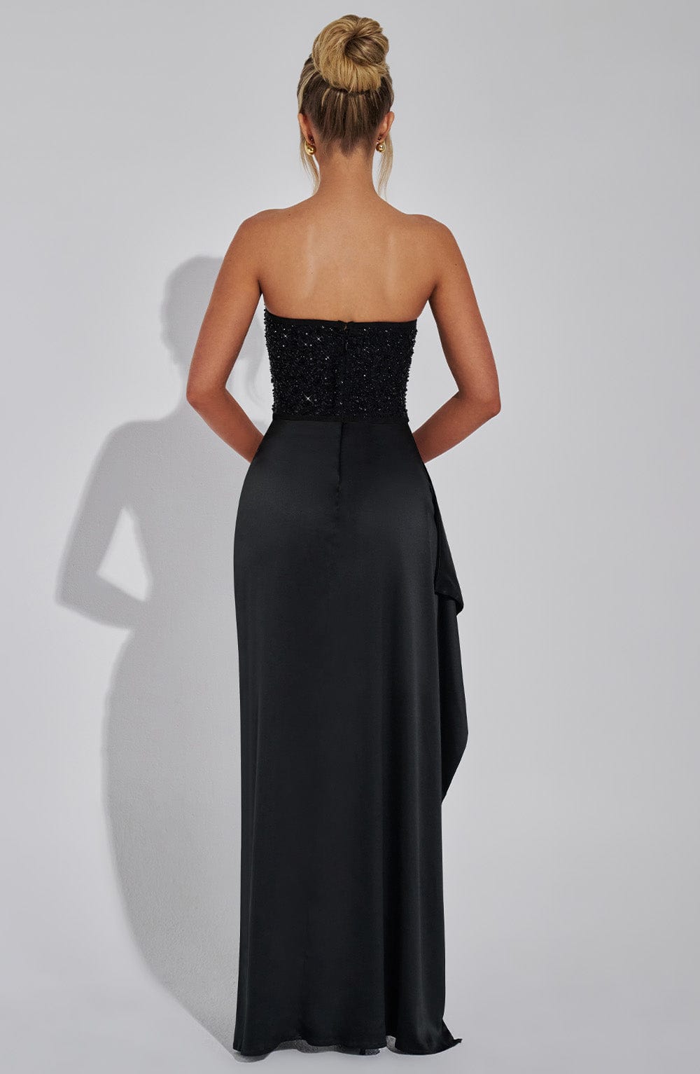 Dagny | Abendkleid Maxikleid Korsett Perlen Schlitz Satin