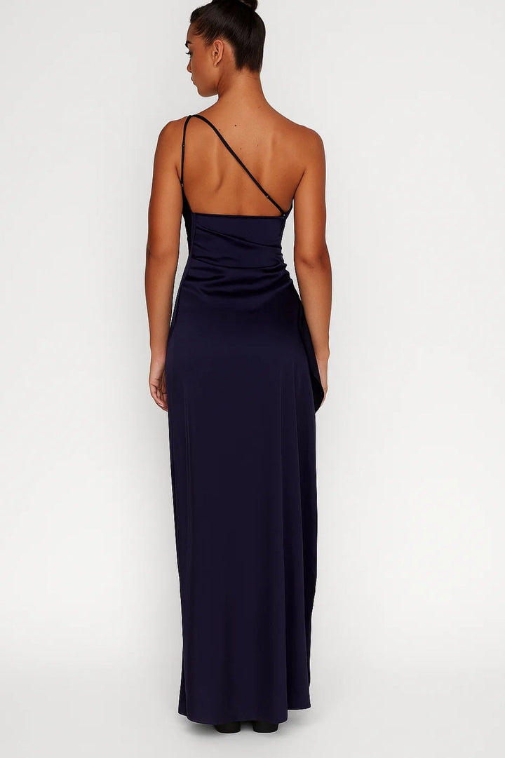 Velaris | One Shoulder Maxikleid mit hohem Schlitz