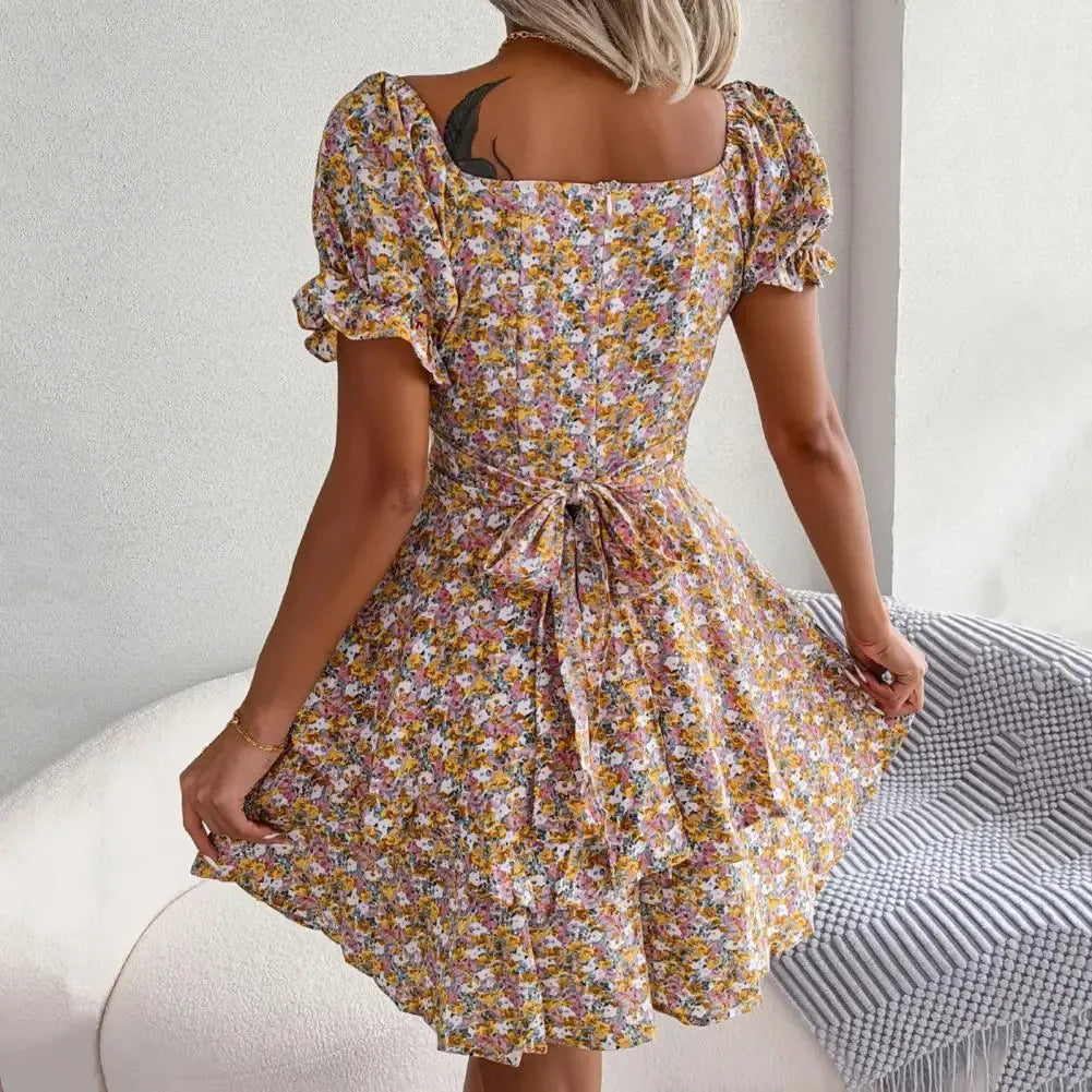 Flora | Minikleid Blumenprint Herzausschnitt Puffärmel