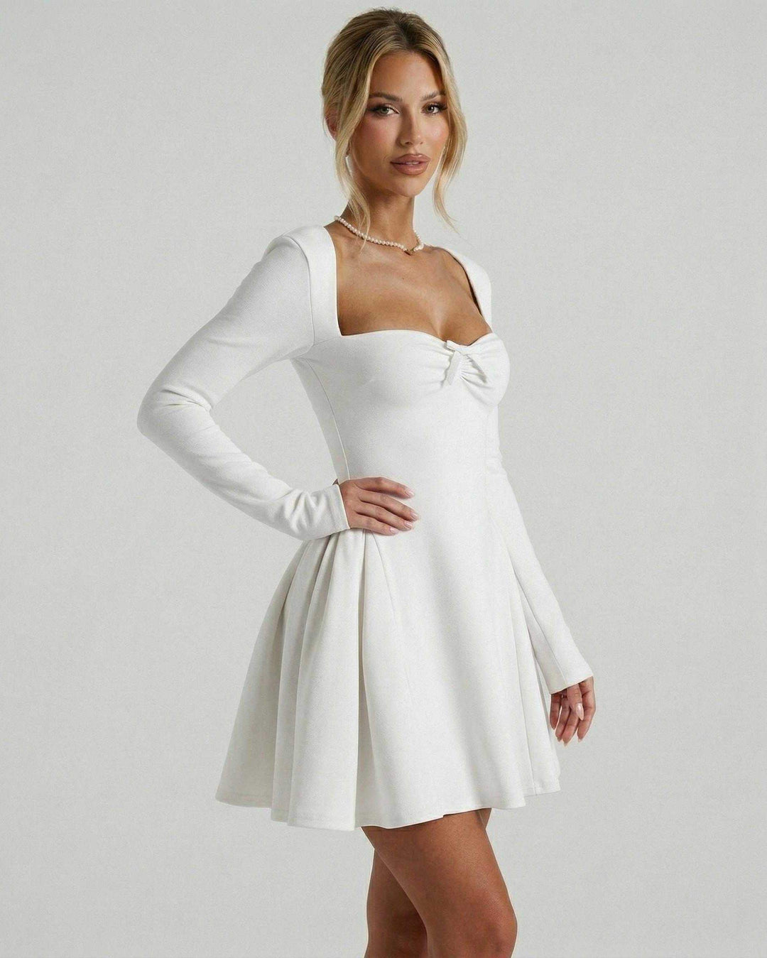 Mia | Minikleid Fit-and-Flare Eckiger Ausschnitt Langarm Schleife