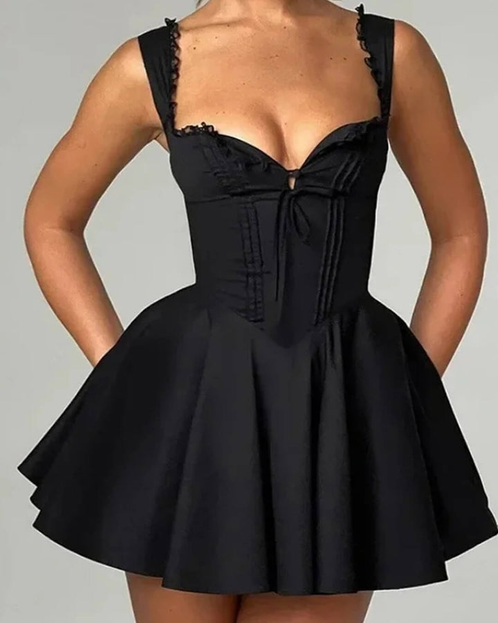 Amelie | Elegantes ärmelloses Minikleid figurbetont