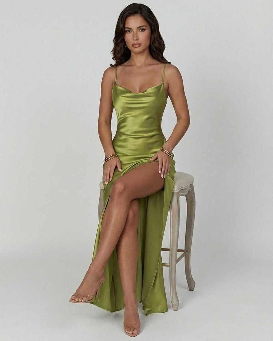 Lara | Minikleid Satin Asymmetrisch V-Ausschnitt Elastikbund Träger